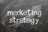 Etudes stratégiques de l'innovation marketing-strategies-3105875_1920.jpg